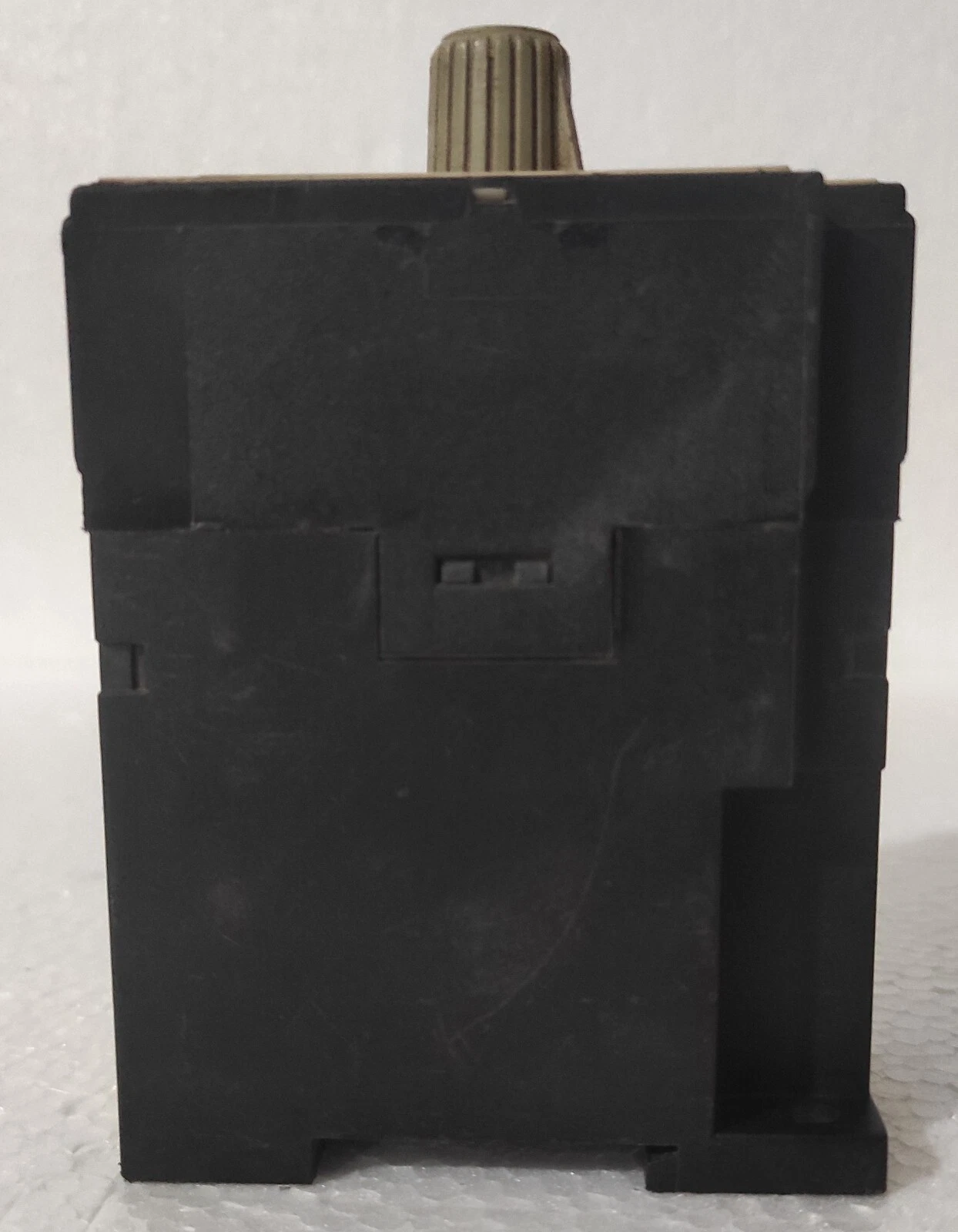 admin/uploads/uploads/Siemens 7PU2240-4BG32-OZ Electric Timer_4.webp